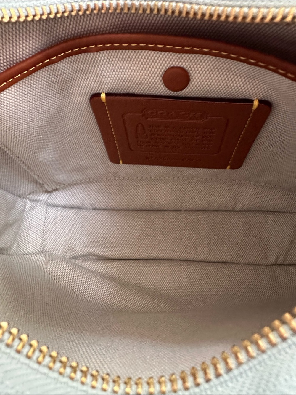 Light blue Coach curve zip purse - Picture 7 of 8